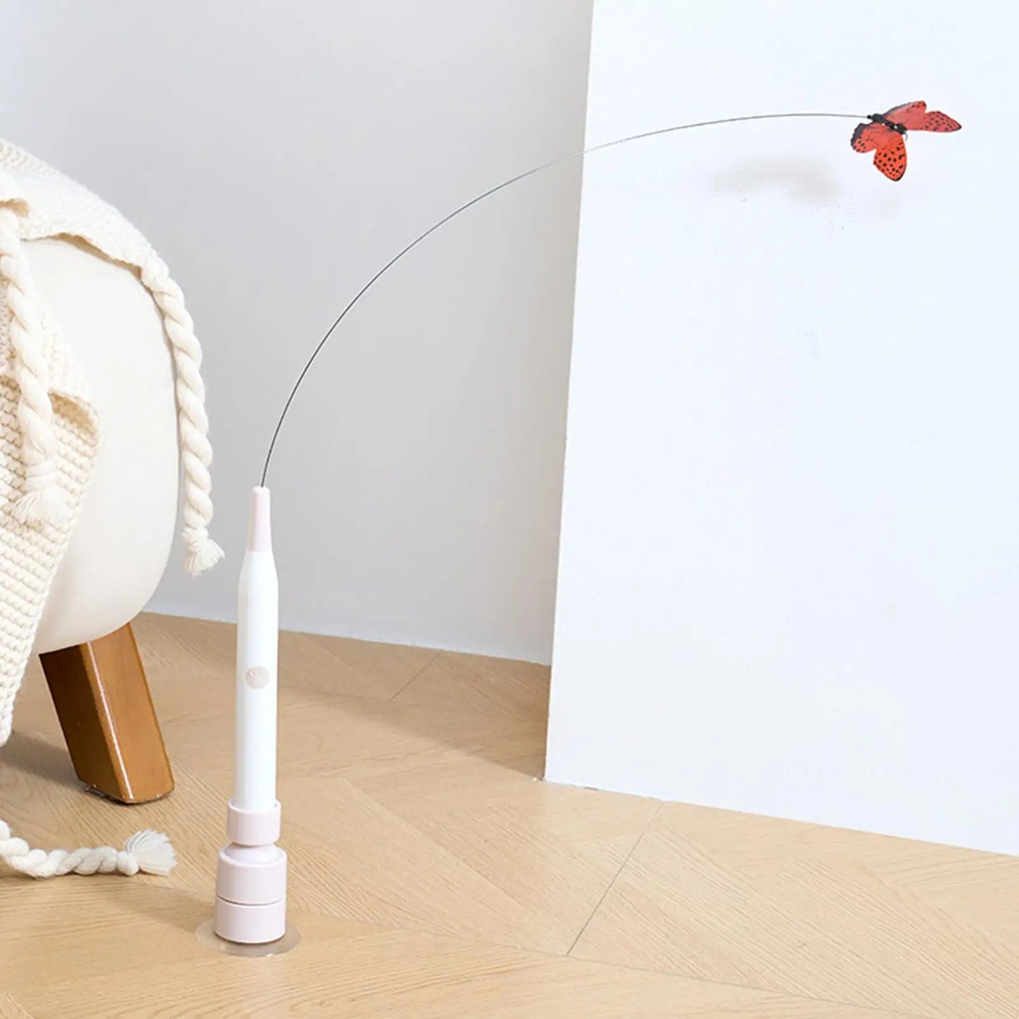 Electric Cat Teaser Wand – 2-Mode Automatic Suction Cup Toy