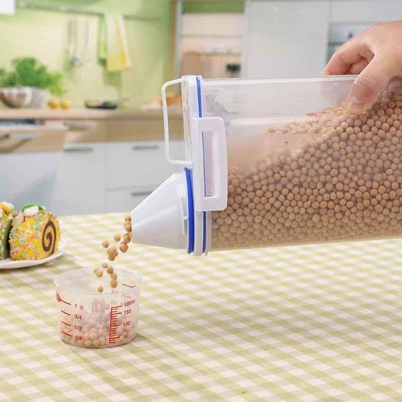 FreshKeep™ – Airtight Pet Food Storage Container
