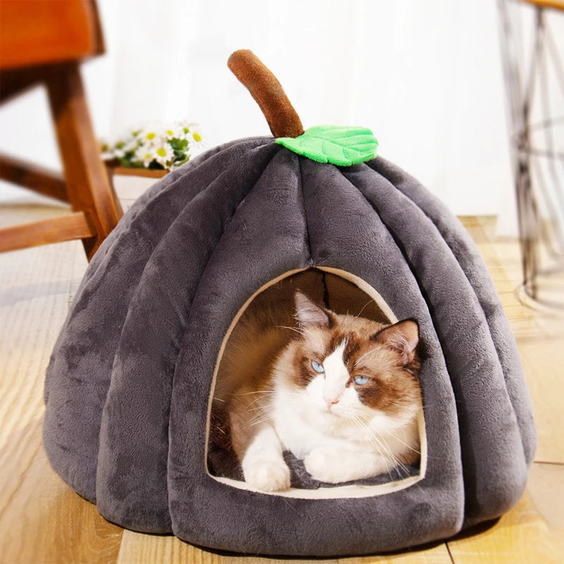 3D Pumpkin Pet House – Warm Semi-Enclosed Bed for Cats & Dogs